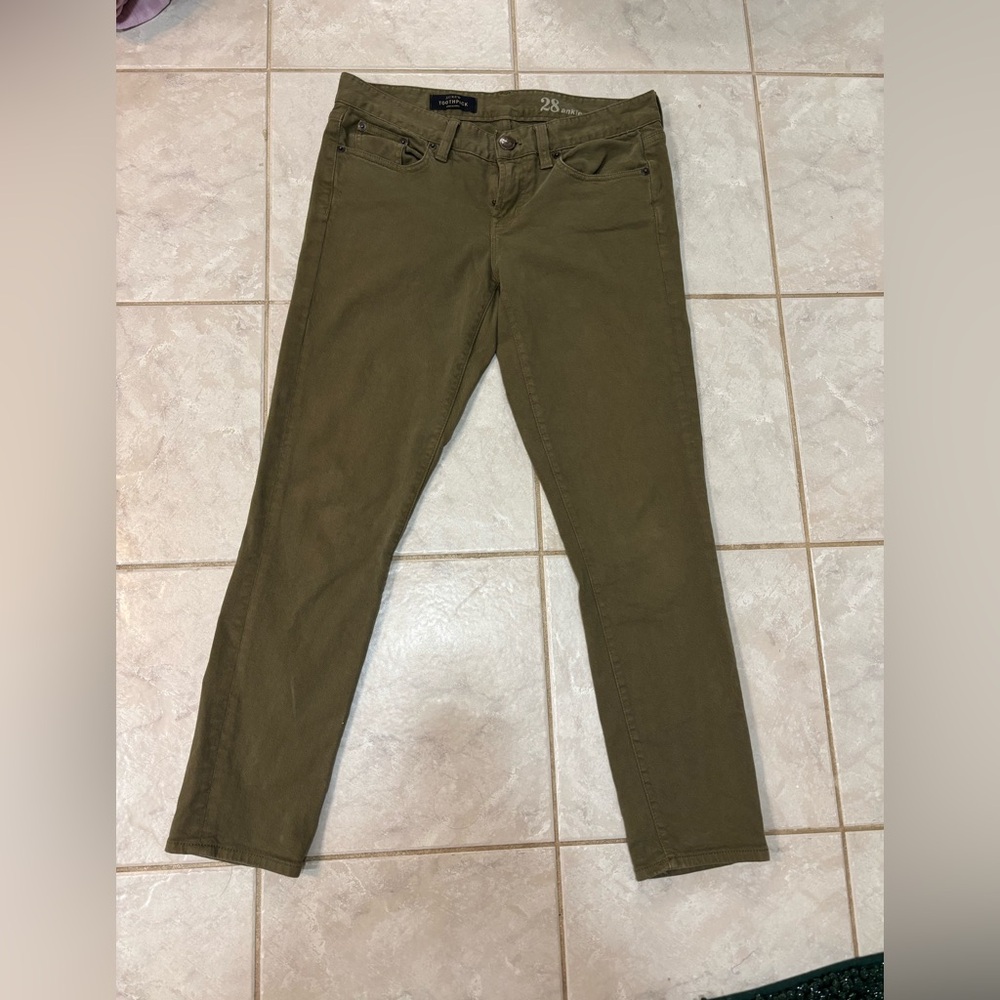 J Crew Toothpick Ankle Skinny Jeans in Army Green size 28